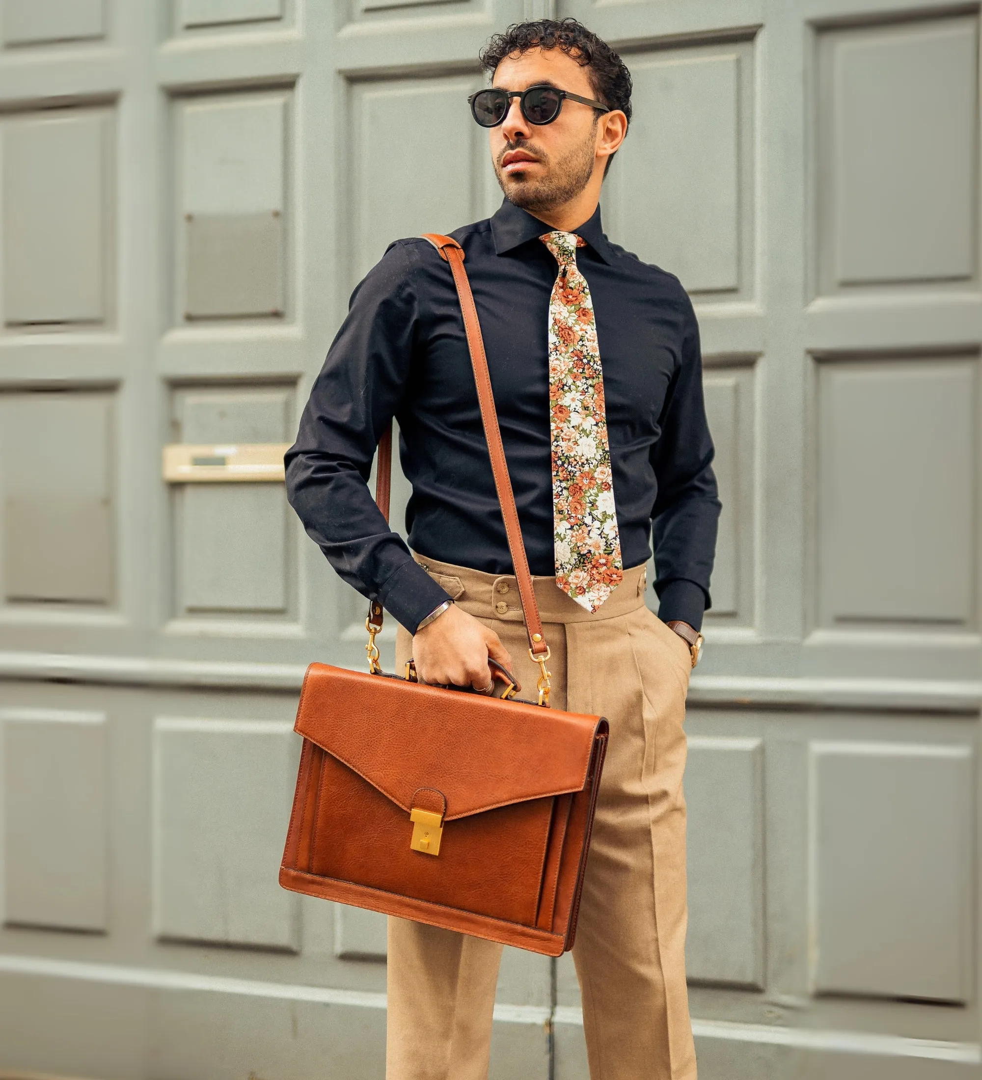 Classic Design Leather Briefcase - The Magus